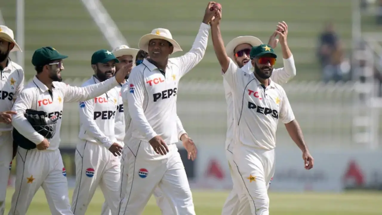 Pakistan vs England Highlights: Pakistan beat England by 9 wickets